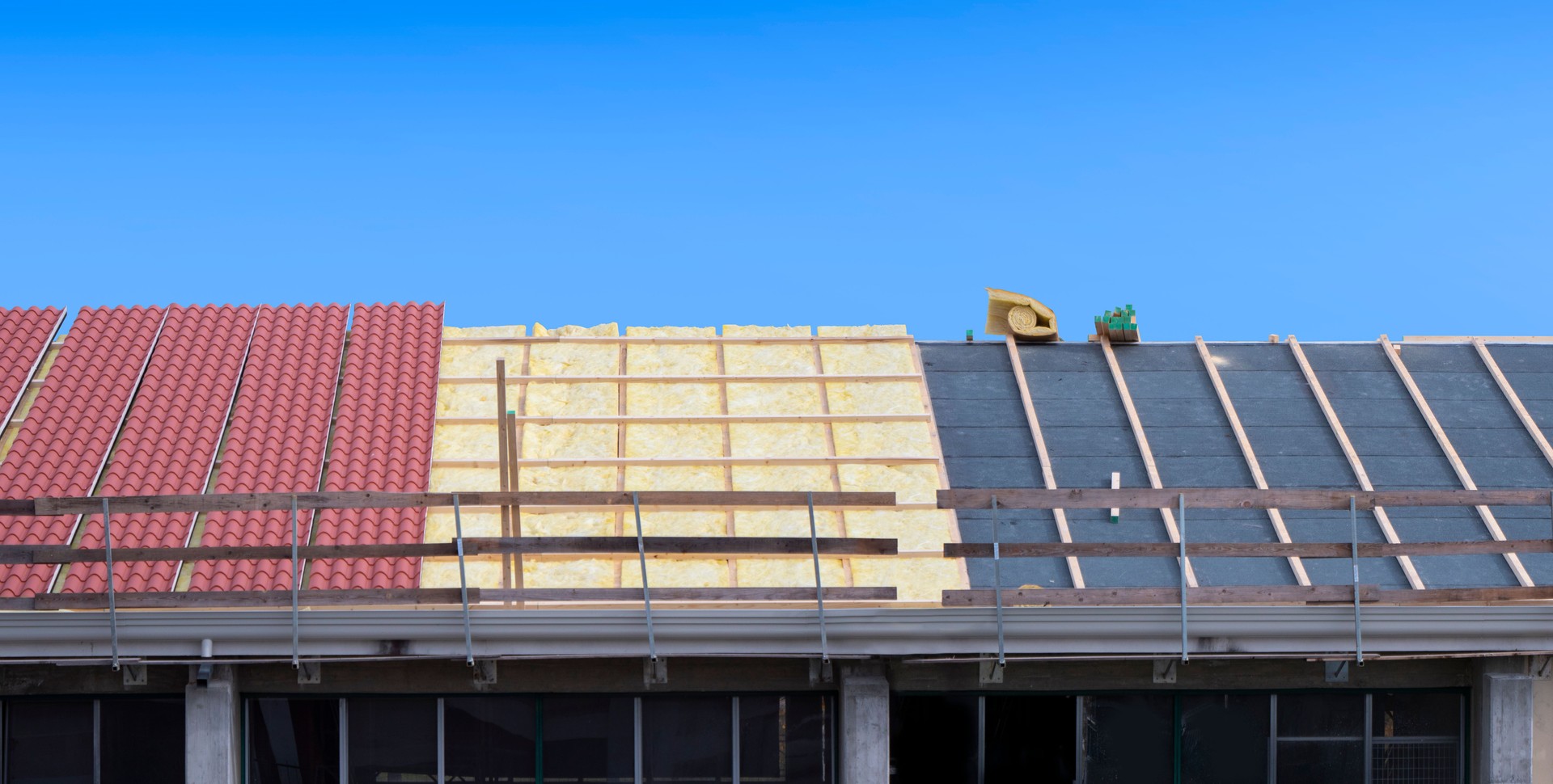 roof renovation, progression step by step of the layers, energy efficiency of the house